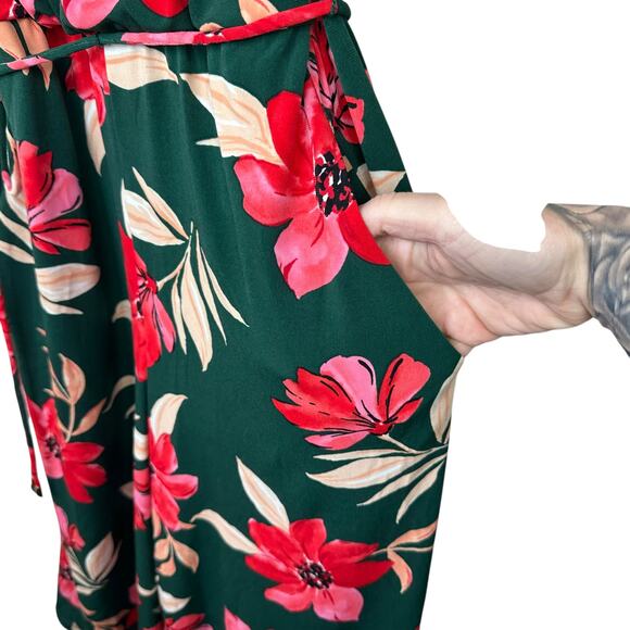 Maggy London NWT Bright Green Lottie Floral Halter Cropped Sleeveless Jumpsuit - Picture 5 of 10